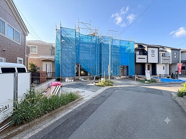【前面道路】車の通行が少ないので、静かな住環境を維持することができます。