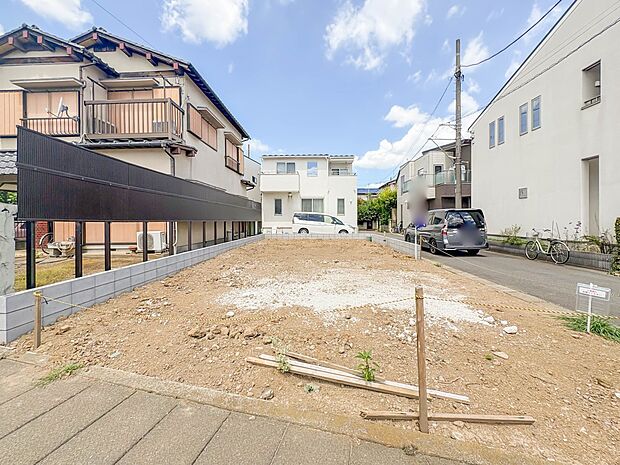 1号棟【外観】こちらの物件に少しでもご興味がありましたら、お気軽にお電話下さい。ネット上で「見えない物」「わからない事」でも、実際にご見学いただくことで、手に取るようにおわかりいただけるはず…