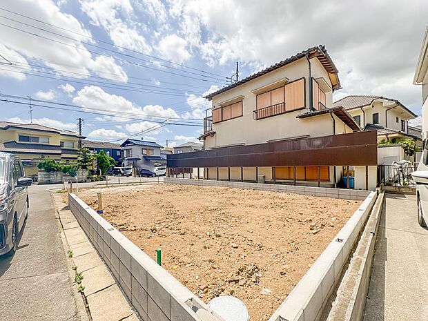 1号棟【外観】陽当りや通風性など各所に施された工夫で住みやすさを実現。部屋の大きさや周辺環境・街並など、資料には掲載していない情報が現地にはたくさんございます。是非ご確認下さい。