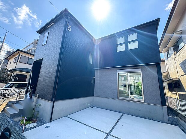 【外観】陽当りや通風性など各所に施された工夫で住みやすさを実現。部屋の大きさや周辺環境・街並など、資料には掲載していない情報が現地にはたくさんございます。是非ご確認下さい。