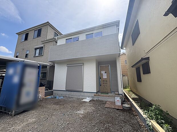 【外観】陽当りや通風性など各所に施された工夫で住みやすさを実現。部屋の大きさや周辺環境・街並など、資料には掲載していない情報が現地にはたくさんございます。是非ご確認下さい。