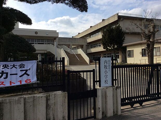 小学校 422m 春日部市立上沖小学校