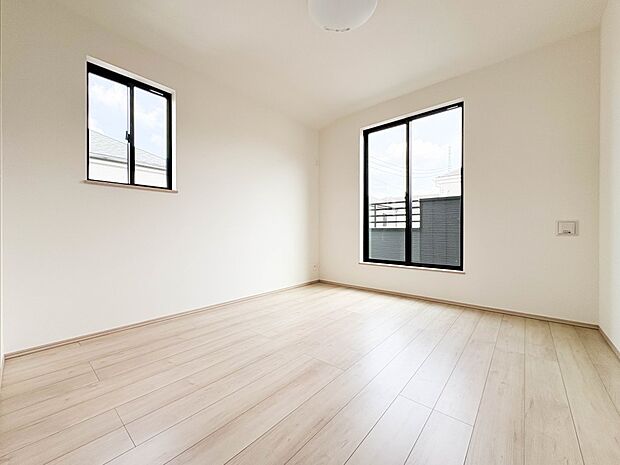 C号棟【洋室6.06帖】充実した生活は伸びやかな居室空間から始まります。快適に・伸びやかに。心の潤いを求める方々へ。