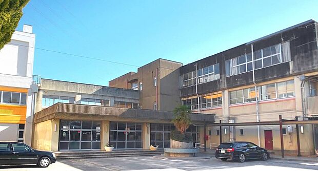 中学校 1200m 草加市立川柳中学校