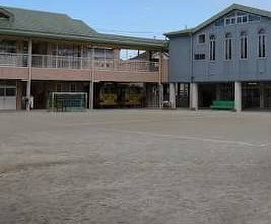 幼稚園・保育園 900m アスナロ幼稚園
