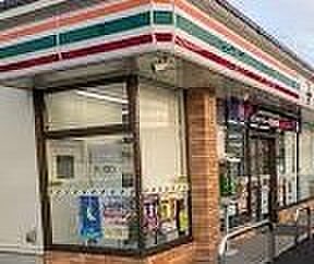 コンビニ 1100m セブンイレブン春日部正善店