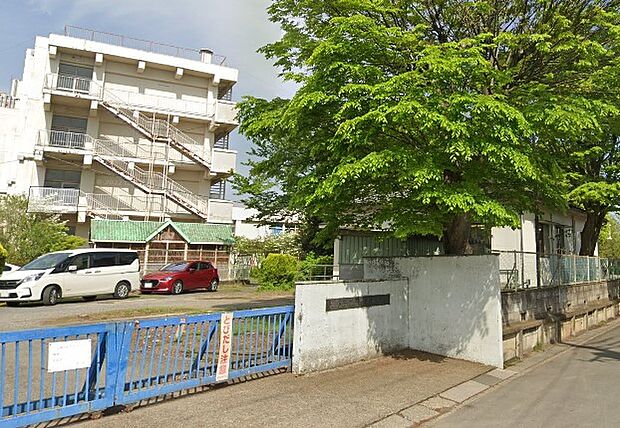 小学校 1200m 越谷市立平方小学校