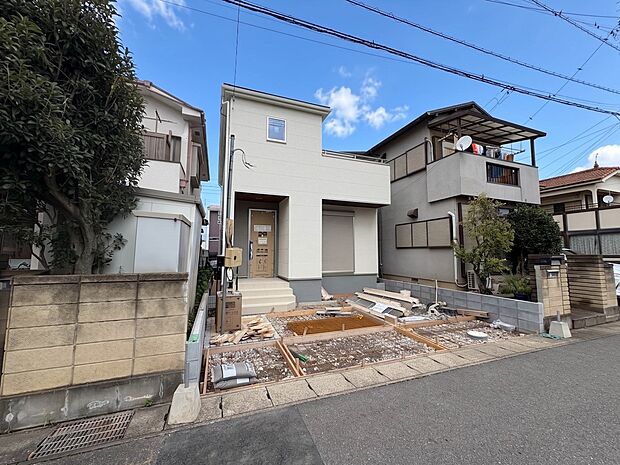 【外観】陽当りや通風性など各所に施された工夫で住みやすさを実現。部屋の大きさや周辺環境・街並など、資料には掲載していない情報が現地にはたくさんございます。是非ご確認下さい。