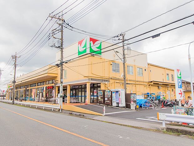 スーパー 1100m ヨークマート桶川店(信頼のブランド力で、おいしく健康に。セブン&アイグループの一員で、首都圏で食をあつかうスーパーです。首都圏の皆さまの暮らしがより豊かに便利になってい…