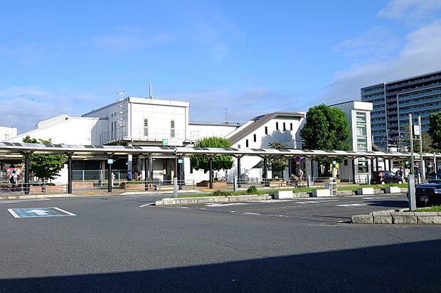 駅 1300m JR蓮田駅(上野東京ラインや湘南新宿ラインで 都心の各方面にダイレクトアクセス!)