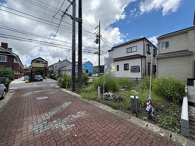 【外観】ここから始まる「日常」はご家族にとってかけがえのない時間となります。少しでも豊かに、快適に。そんな想いから本邸宅は生まれました。　