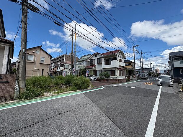 【前面道路】家の良し悪しだけでなく周辺環境も重要なポイント。