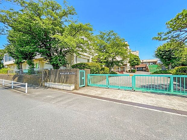 小学校 1000m 越谷市立弥栄小学校