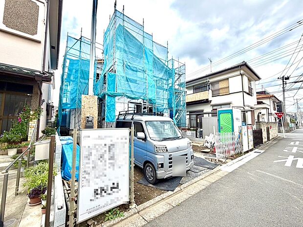 【外観】家は一生のお買物。自分ならではの家族ならではの、家にしたい。書斎を設ける。子どものプレイングルームを設ける。趣味のオーディオルームを設置する。夢を追うオンリーワンの家です。
