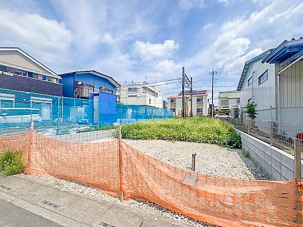 【外観】どこにいても快適に過ごせる住まいは、明るく清潔感あふれる空間。帰るたびにリラックスできる安らぎの場を提供します。