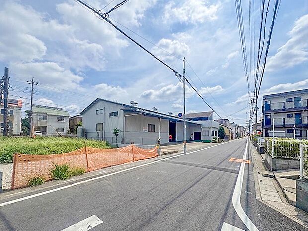 【前面道路5.9M】陽当りや通風性など各所に施された工夫で住みやすさを実現。部屋の大きさや周辺環境・街並など、資料には掲載していない情報が現地にはたくさんございます。是非ご確認下さい。