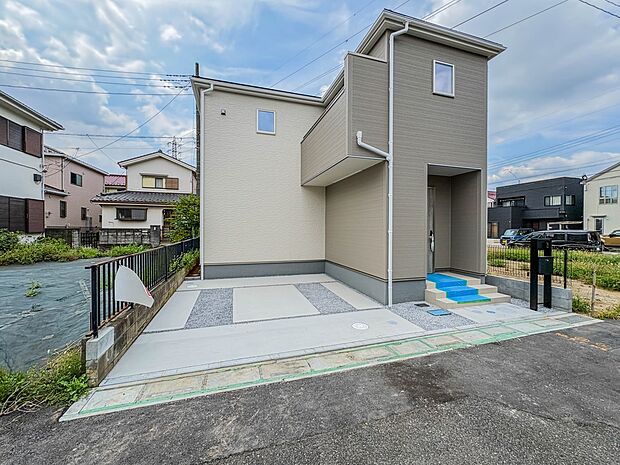 【外観】家の良し悪しだけでなく周辺環境も重要なポイント。
