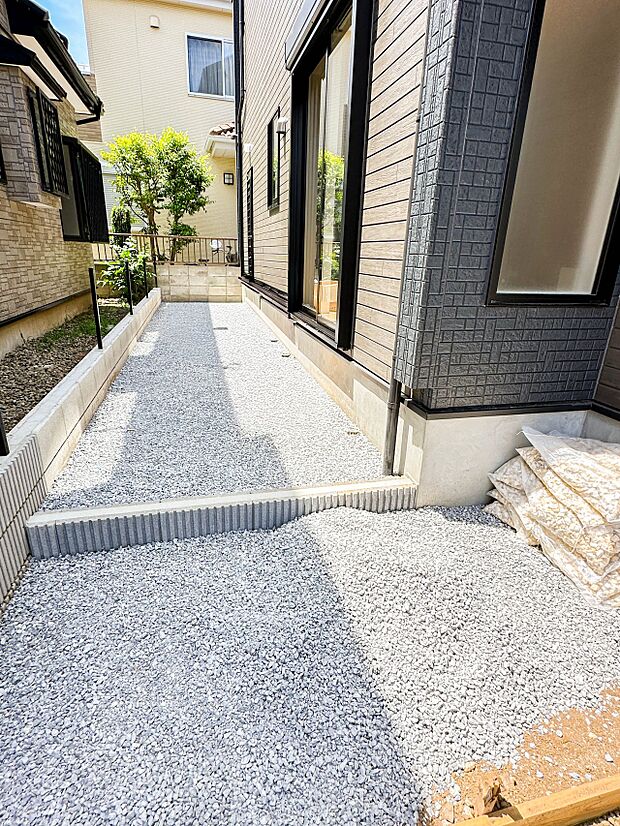 【庭】庭がある戸建てに住む楽しみのひとつは、自分たちの好みに合わせて、家庭菜園や庭づくりができることでしょう。自由自在に庭をコーディネートしてみませんか!