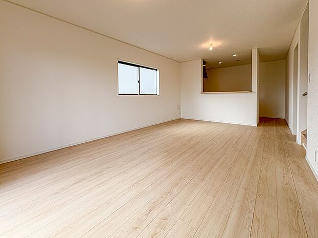 【LDK17帖】住まうというシンプルなカタチをどこまでも追求。この素敵なおうちの居住性を身体全体で感じてください。