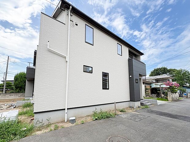【外観】こちらの物件が少しでも気になるようでしたら、お気軽にお問合せください。人生でいちばん大きなお買い物ですので、ゆっくりご見学ください。ネット上の画像と実際の見学では、リアル感がまるで違…