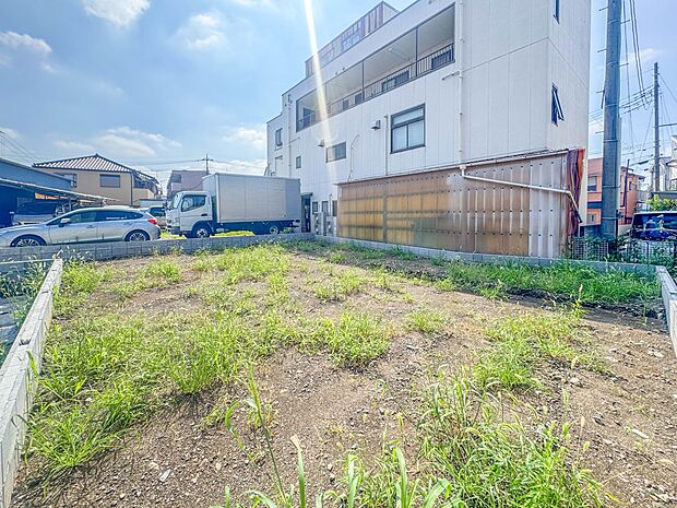 【外観】周辺環境・街並など、資料には掲載していない情報が現地にはたくさんございます。是非現地をご確認下さい。