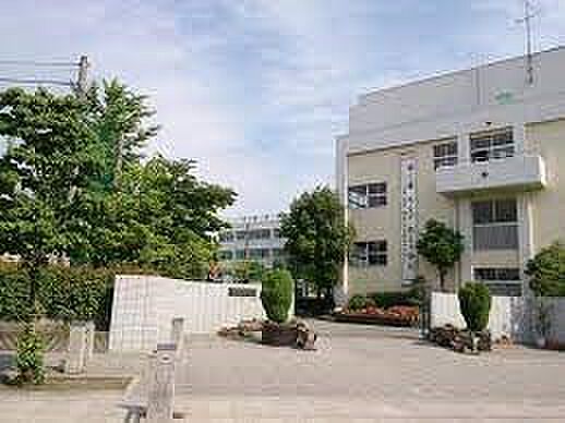 中学校 1859m 川口市立榛松中学校