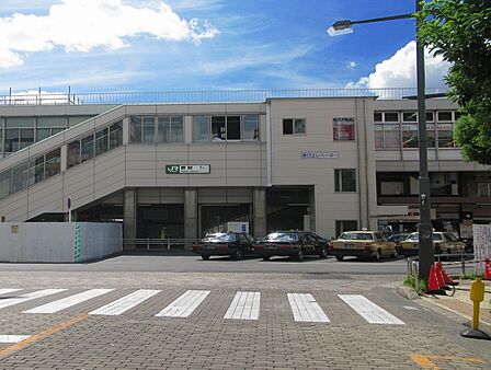 駅 1200m 蕨駅(1893年(明治26年)開業の駅。JR京浜東北線の快速、各駅停車が停車します。蕨市は全国の市の中で最も面積が狭い、住宅の街です。都内に出やすく、フットワークよく買い物な…