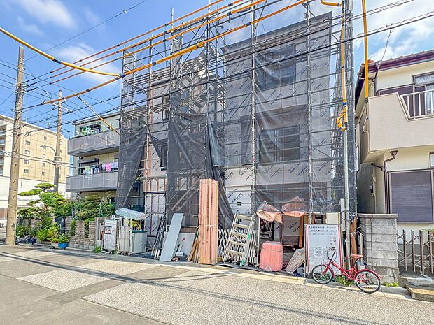 【外観】陽当りや通風性など各所に施された工夫で住みやすさを実現。部屋の大きさや周辺環境・街並など、資料には掲載していない情報が現地にはたくさんございます。是非ご確認下さい。