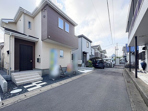 【前面道路】車の通行が少ないので、静かな住環境を維持することができます。