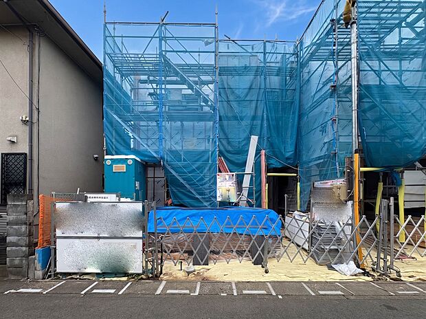 【外観】こちらの物件が少しでも気になるようでしたら、お気軽にお問合せください。人生でいちばん大きなお買い物ですので、ゆっくりご見学ください。ネット上の画像と実際の見学では、リアル感がまるで違…