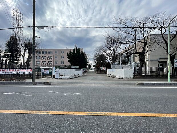 中学校 1600m 草加市立新栄中学校