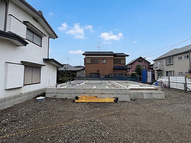 【外観】こちらの物件が少しでも気になるようでしたら、お気軽にお問合せください。人生でいちばん大きなお買い物ですので、ゆっくりご見学ください。ネット上の画像と実際の見学では、リアル感がまるで違…