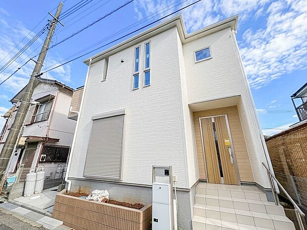 【外観】陽当りや通風性など各所に施された工夫で住みやすさを実現。部屋の大きさや周辺環境・街並など、資料には掲載していない情報が現地にはたくさんございます。是非ご確認下さい。