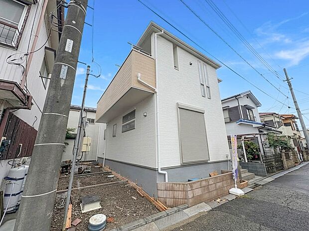【外観】こちらの物件が少しでも気になるようでしたら、お気軽にお問合せください。人生でいちばん大きなお買い物ですので、ゆっくりご見学ください。ネット上の画像と実際の見学では、リアル感がまるで違…