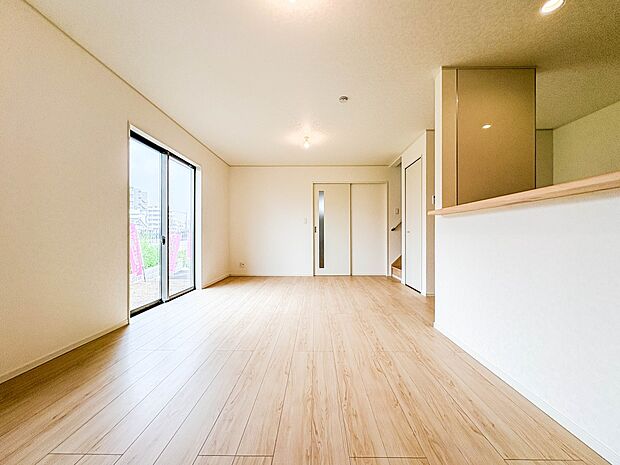 【LDK17.5帖】しっかりとした広さがあるのでルームメイク自由自在!