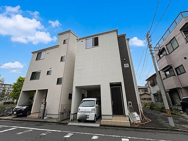 【外観】陽当りや通風性など各所に施された工夫で住みやすさを実現。部屋の大きさや周辺環境・街並など、資料には掲載していない情報が現地にはたくさんございます。是非ご確認下さい。