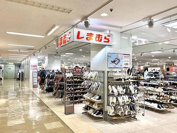 ショッピングセンター 1012m ファッションセンターしまむらまるひろ南浦和店