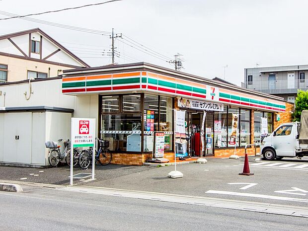 コンビニ 350m セブン‐イレブン さいたま鈴谷4丁目店()