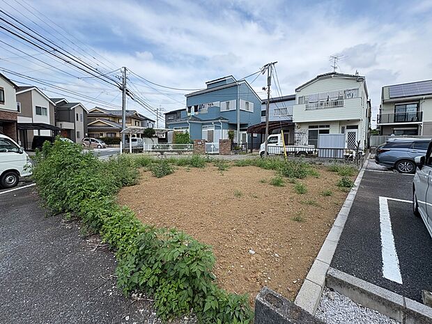 【外観】家族の温かさと陽光の暖かさ、楽しい毎日と明るい未来を予感させる「空間が織り成すひとつ先の住み心地」を演出します。