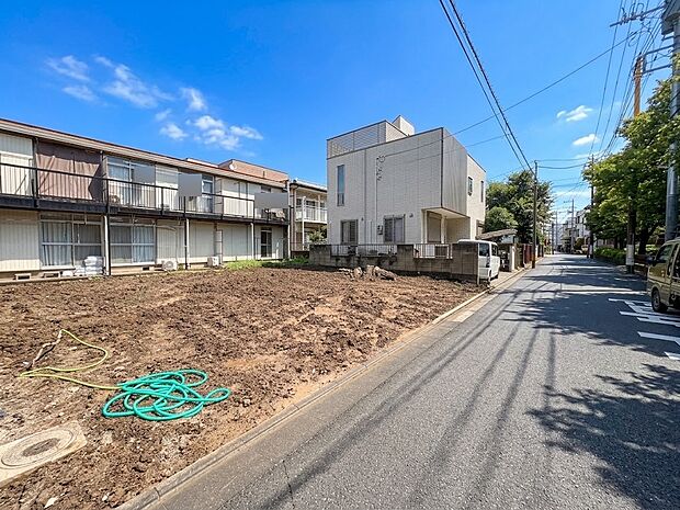【前面道路5.9ｍ】車の通行が少ないので、静かな住環境を維持することができます。