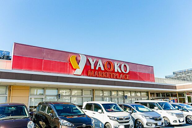 スーパー 1600m ヤオコー浦和大久保店