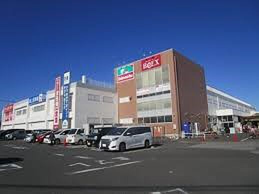 スーパー 320m スーパーベルクス島忠春日部本店