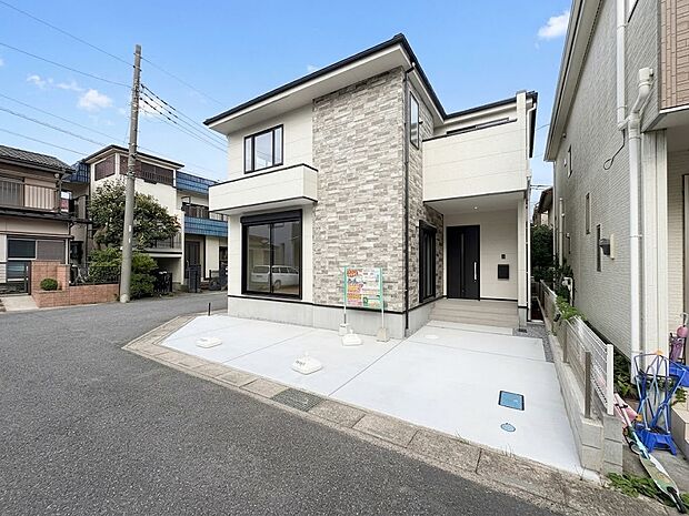 【ひとつ先の住み心地】家族の温かさと陽光の暖かさ、楽しい毎日と明るい未来を予感させる「空間が織り成すひとつ先の住み心地」を演出します。