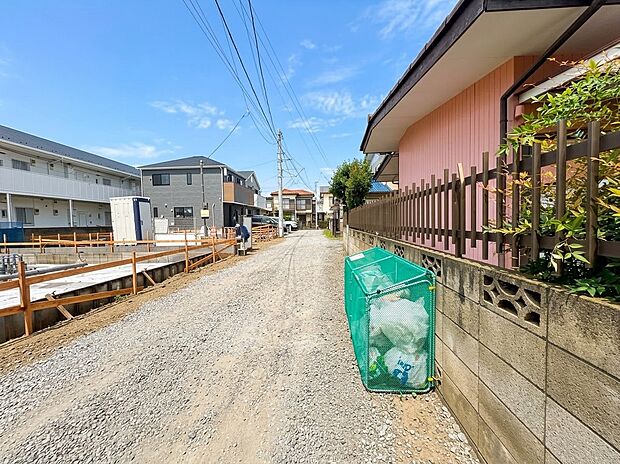 【外観】家族の温かさと陽光の暖かさ、楽しい毎日と明るい未来を予感させる「空間が織り成すひとつ先の住み心地」を演出します。