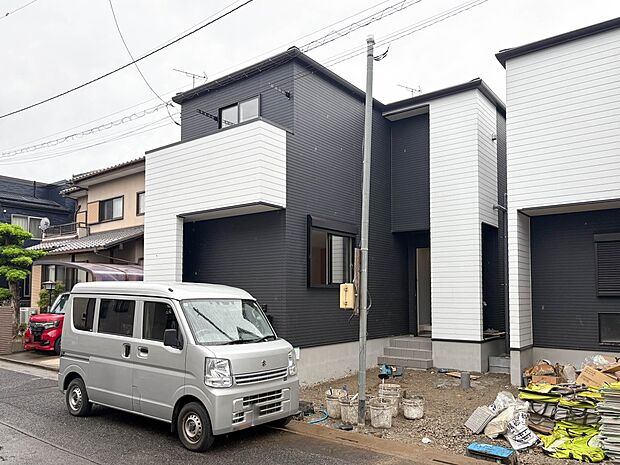 1号棟【外観】こちらの物件が少しでも気になるようでしたら、お気軽にお問合せください。人生でいちばん大きなお買い物ですので、ゆっくりご見学ください。ネット上の画像と実際の見学では、リアル感がま…