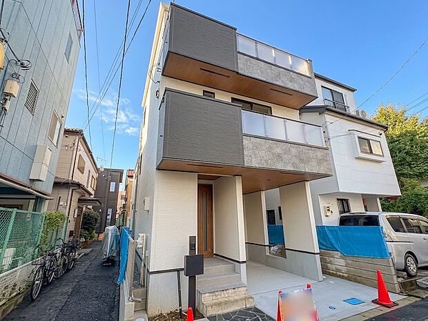 【外観】陽当りや通風性など各所に施された工夫で住みやすさを実現。部屋の大きさや周辺環境・街並など、資料には掲載していない情報が現地にはたくさんございます。是非ご確認下さい。