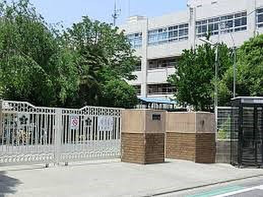 小学校 634m さいたま市立東大成小学校