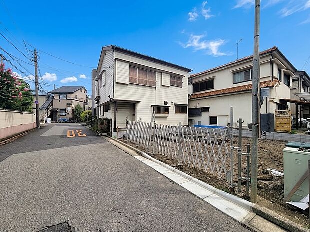 こちらの物件が少しでも気になるようでしたら、お気軽にお問合せください。人生でいちばん大きなお買い物ですので、ゆっくりご見学ください。ネット上の画像と実際の見学では、リアル感がまるで違います。…