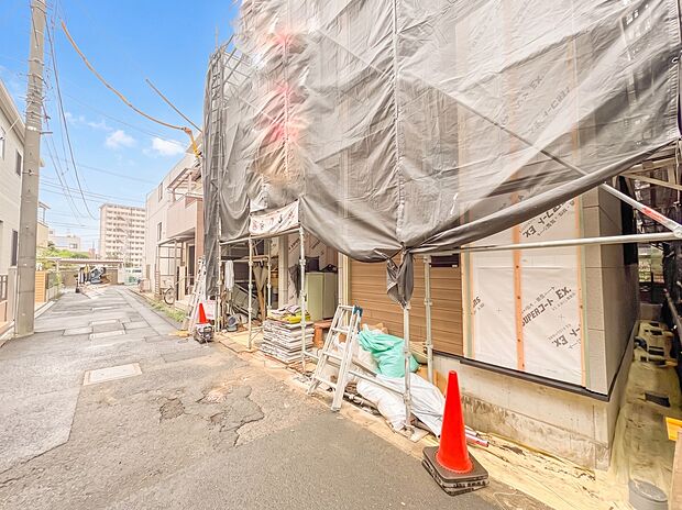 1号棟【前面道路4M】車の通行が少ないので、静かな住環境を維持することができます。