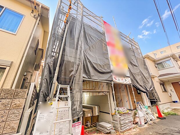 1号棟【外観】こちらの物件が少しでも気になるようでしたら、お気軽にお問合せください。人生でいちばん大きなお買い物ですので、ゆっくりご見学ください。ネット上の画像と実際の見学では、リアル感がま…